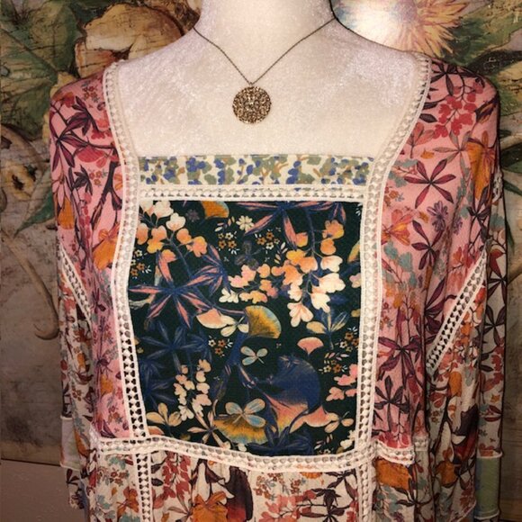 Sz  M John Mark Floral Boho Patchwork Tunic Top - Picture 5 of 15